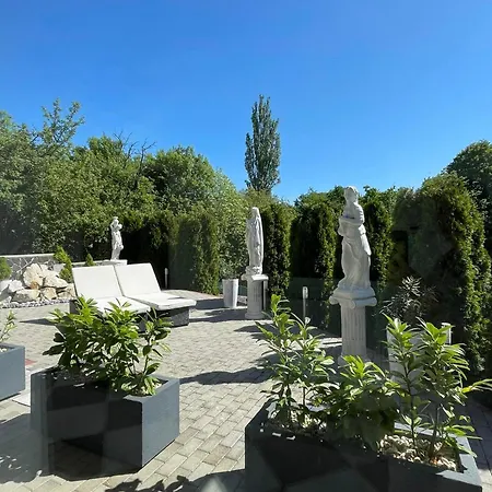 Dom Denari Villa