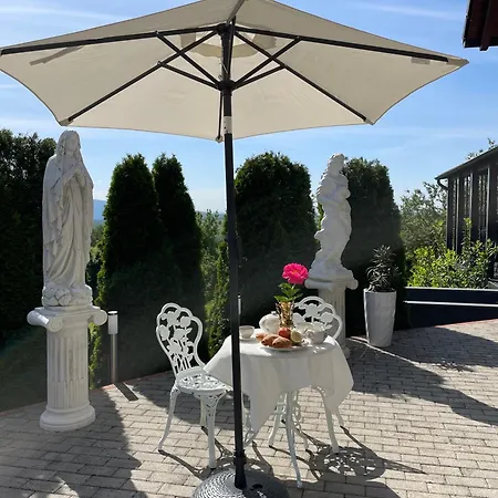 Villa Dom Denari Stará Turá